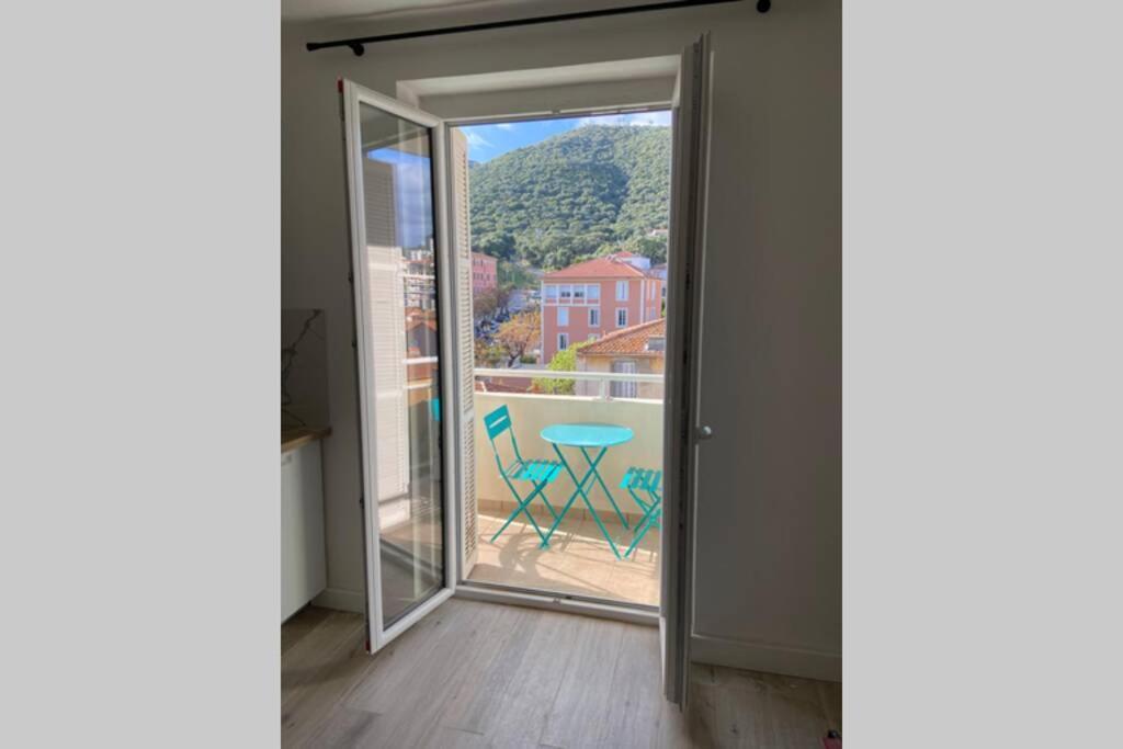 Ajaccio Magnifique T2 Neuf 40M2 Avec Balcon Au Trottel 4 Couchages Wifi Clim Parking Plage A Pieds 100M Exteriör bild
