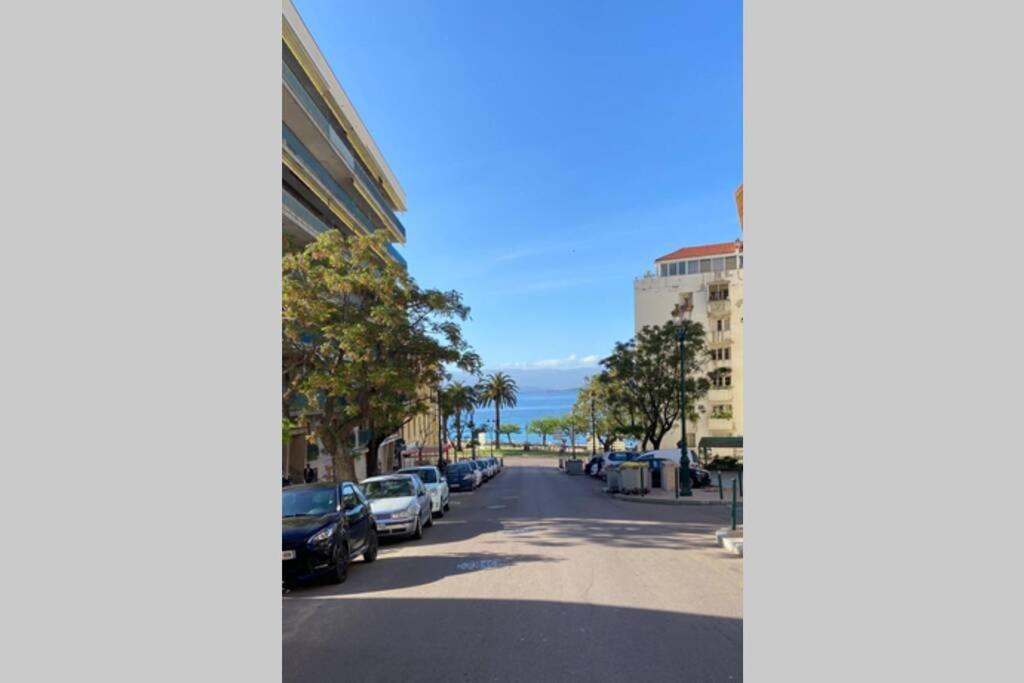 Ajaccio Magnifique T2 Neuf 40M2 Avec Balcon Au Trottel 4 Couchages Wifi Clim Parking Plage A Pieds 100M Exteriör bild